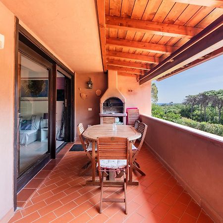 Purple House, 30M To Beach Pula Exterior photo