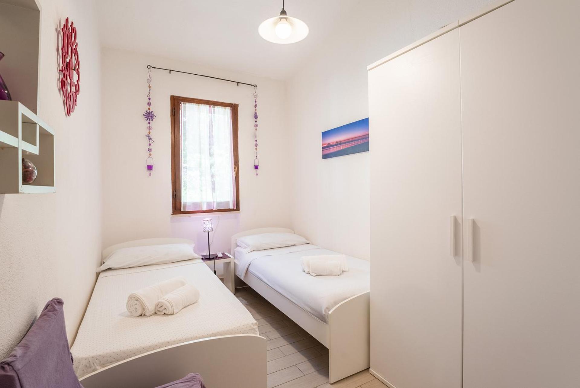 Purple House, 30M To Beach Pula Exterior photo