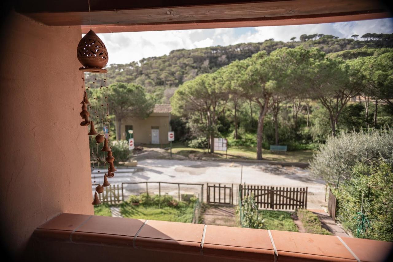 Purple House, 30M To Beach Pula Exterior photo